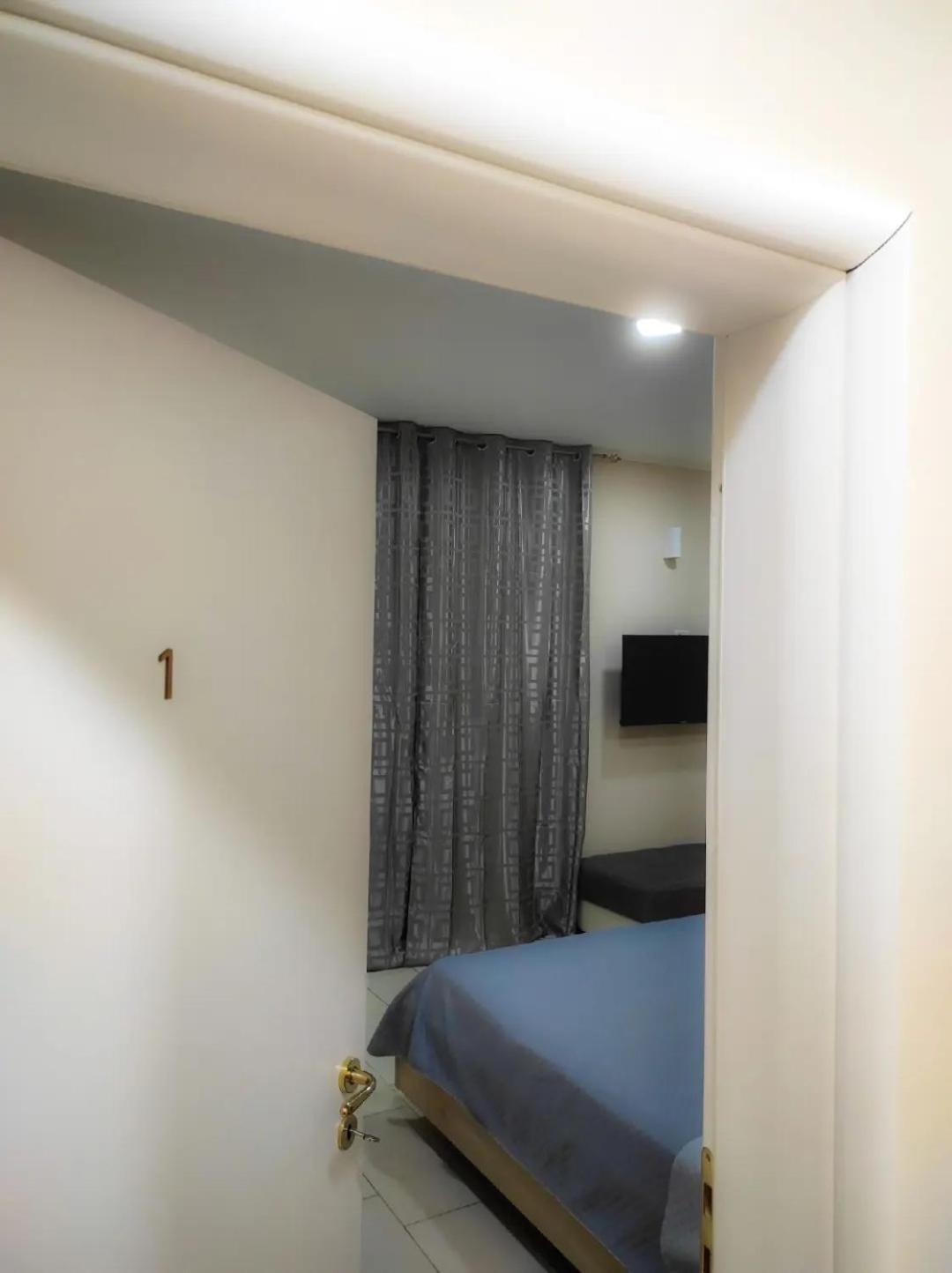 76 Avenue Suites Wi-Fi - Shuttle Reggio di Calabria Exterior foto